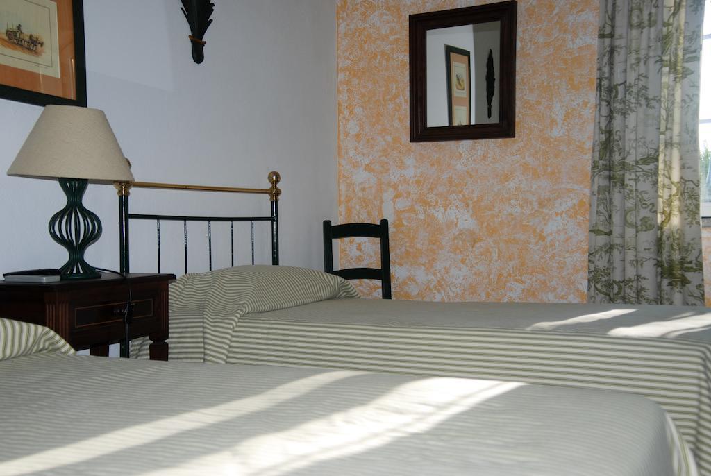 Herdade Da Samarra Hotel Viana do Alentejo Pokój zdjęcie